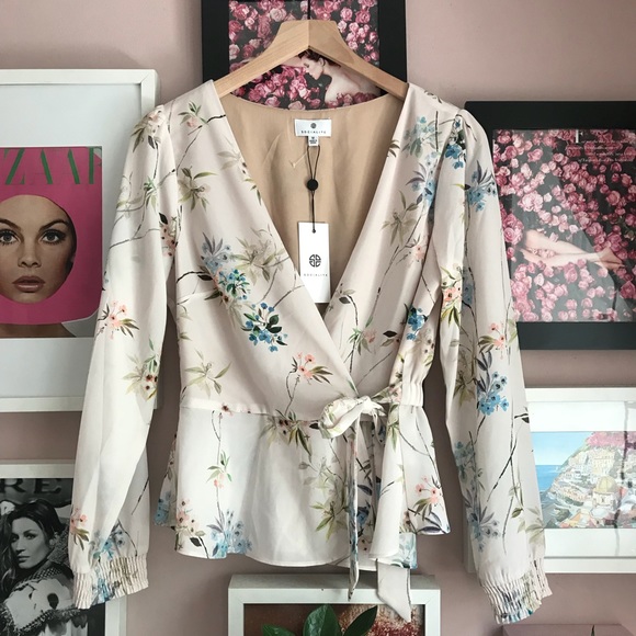Socialite Tops - Socialite Wrap Blouse Floral Size L